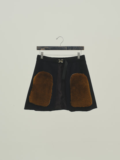 Mouton Sitting wrap skirt / black