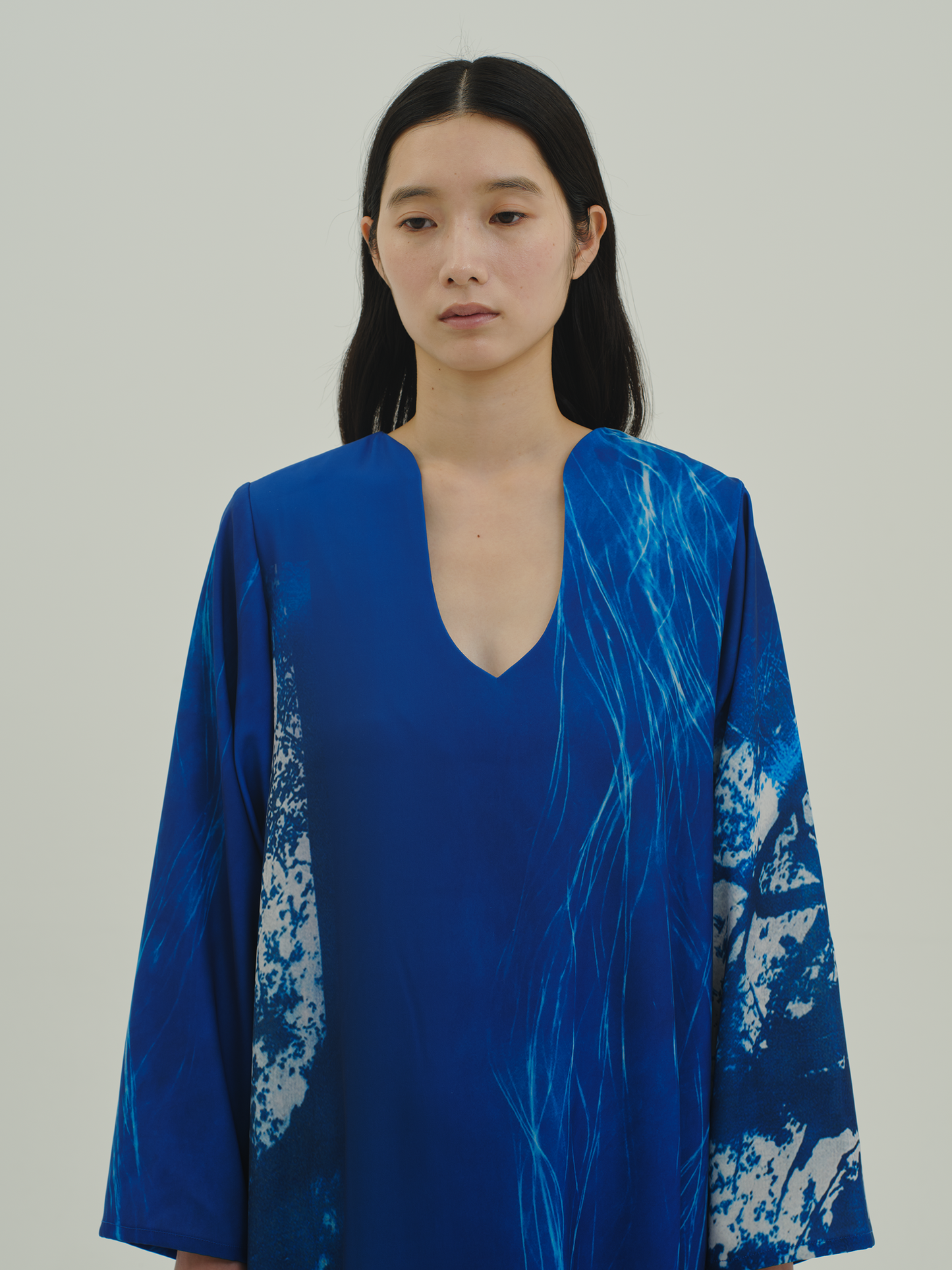 Cyan Trace dress / blue